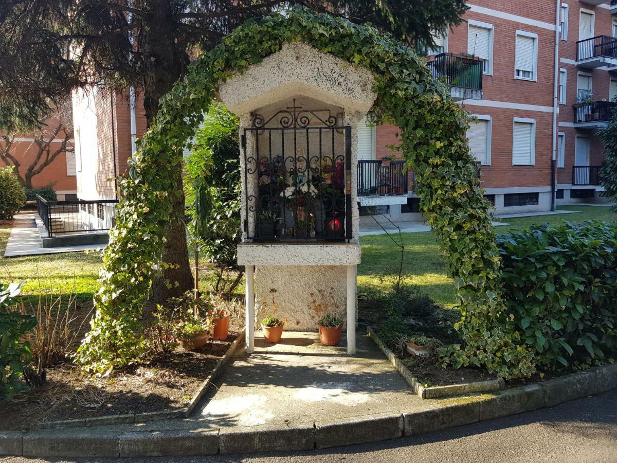 Ferienwohnung De Candia House Rescaldina Exterior foto