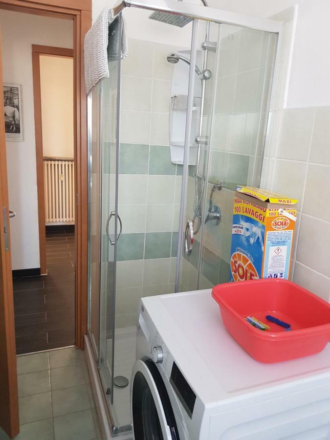 Ferienwohnung De Candia House Rescaldina Exterior foto